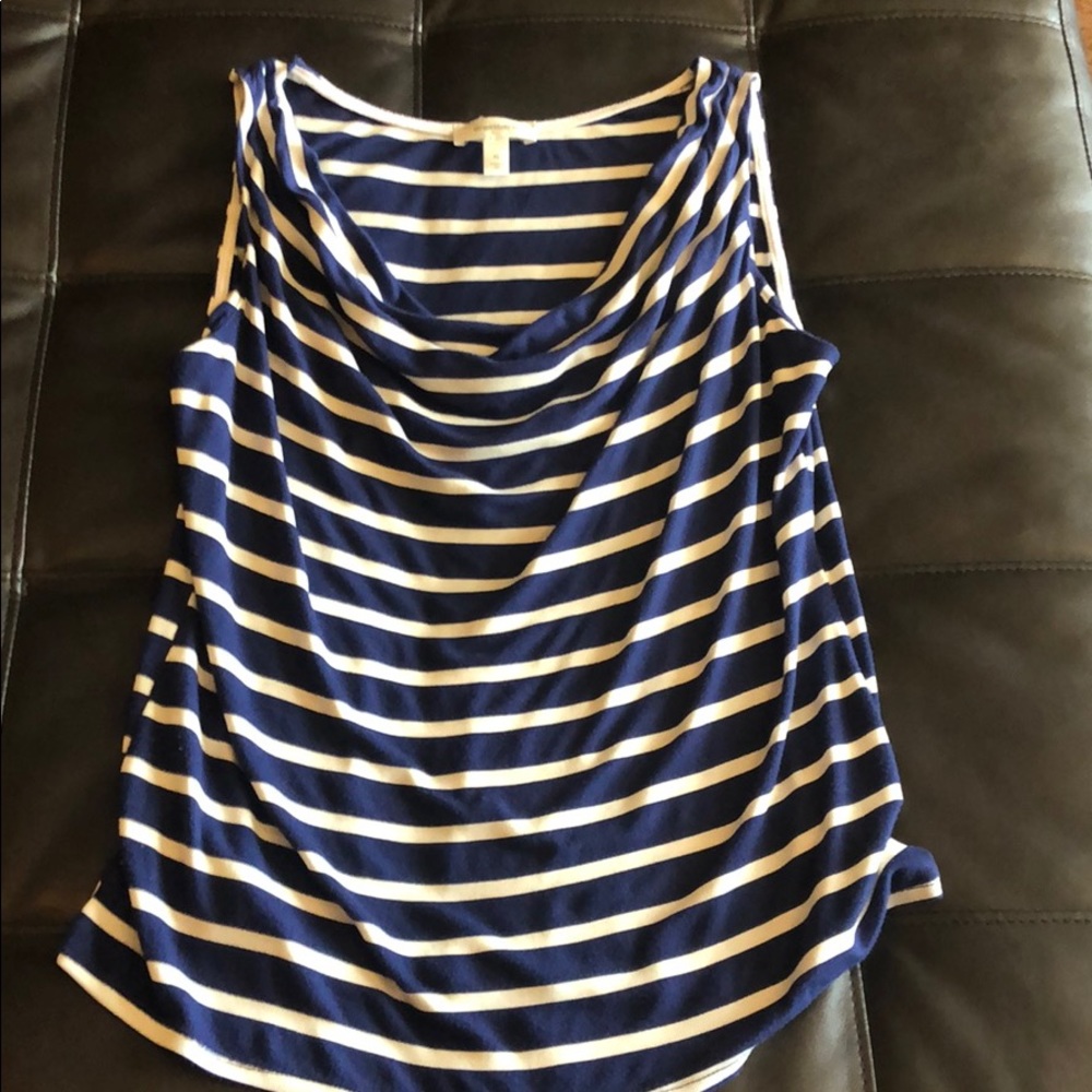 Women’s sleeveless blouse